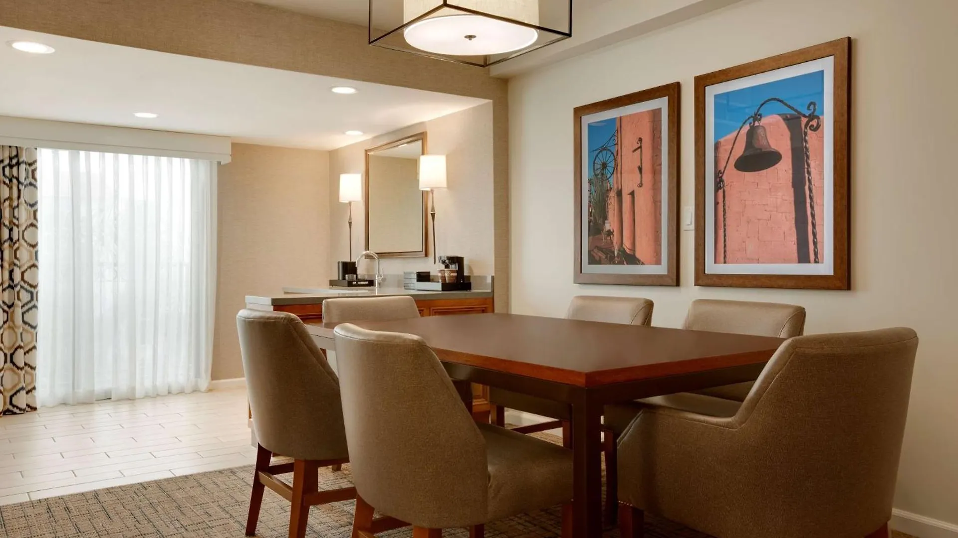 Embassy Suites By Hilton Scottsdale Resort