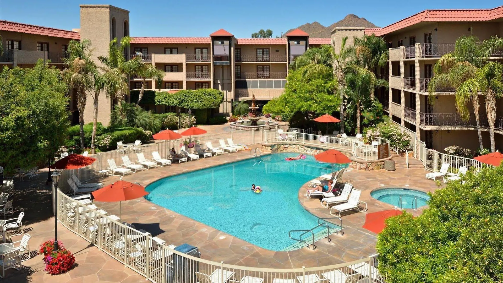 Embassy Suites By Hilton Scottsdale Resort