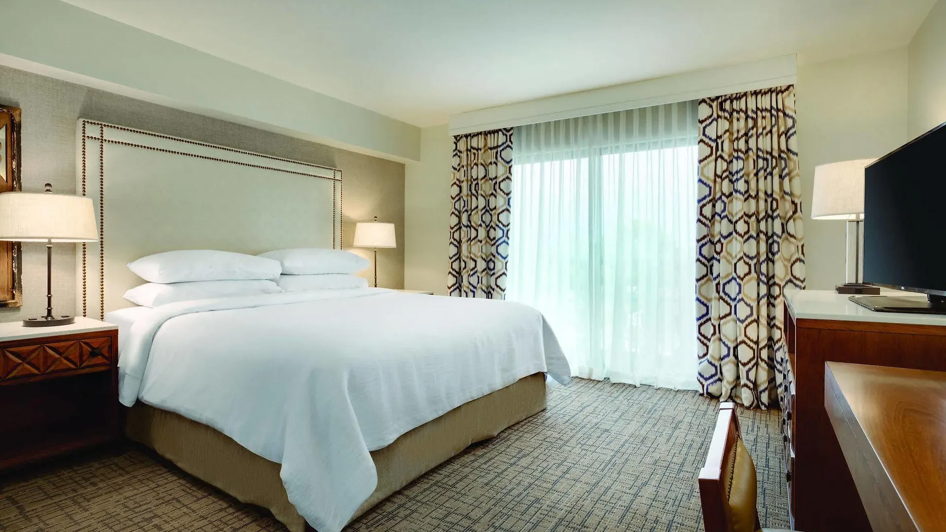Embassy Suites By Hilton Scottsdale Resort 4*,  United States