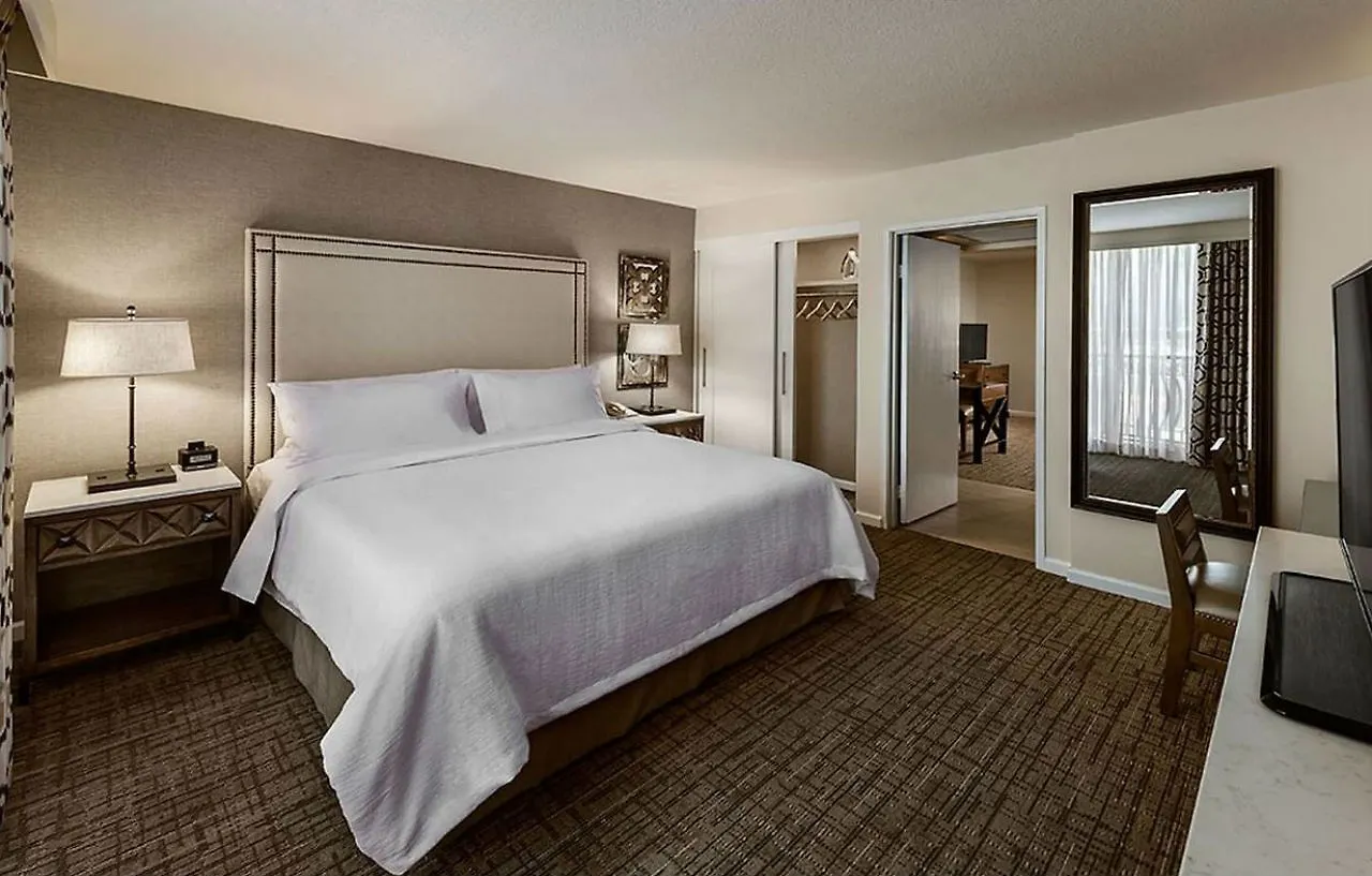 Embassy Suites By Hilton Scottsdale Resort